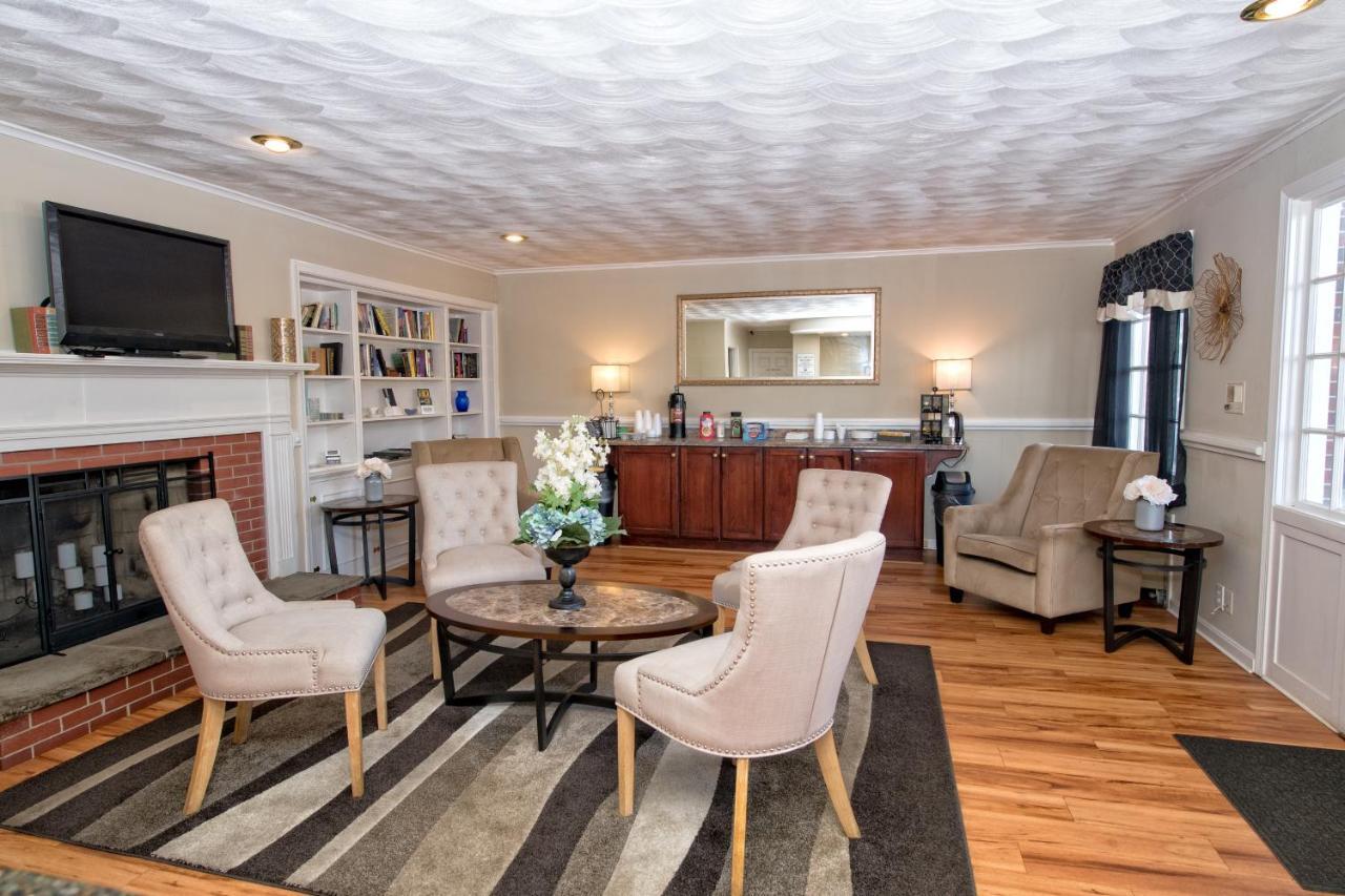 Colonial Inn Seekonk Luaran gambar